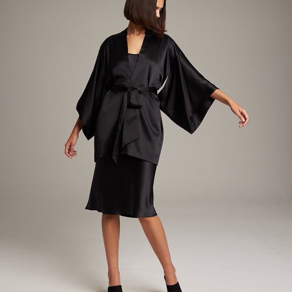 【専用ページ】Cullt KIMONO GOWN KAIKO Samurai Mode Kimono Gown – KUDEN by TAKAHIRO SATO