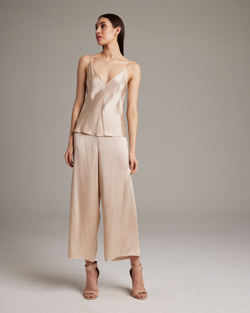 Silk Camis, Lace Tanks & JOGGERS: What's Good At CAMI NYC - The