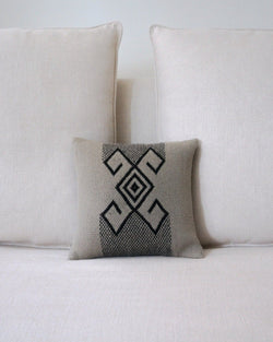 Araña Pillow Small in Pewter